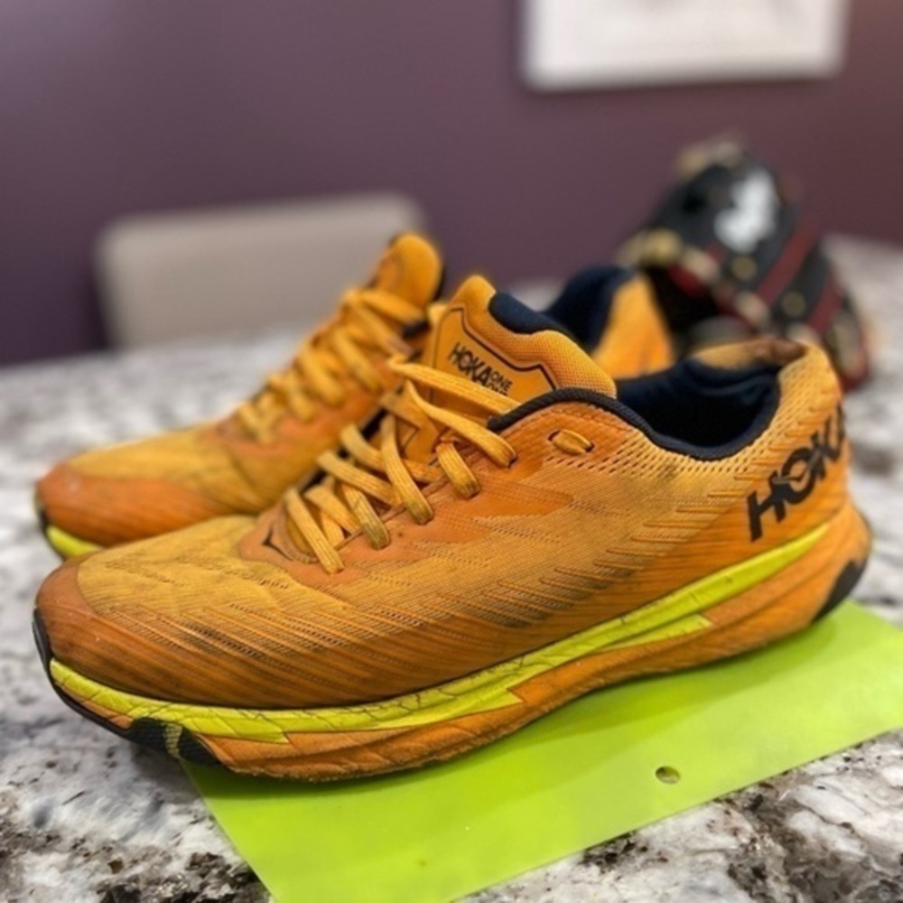 Hoka One One Torrent 2 Running Shoes men’s size 11.5